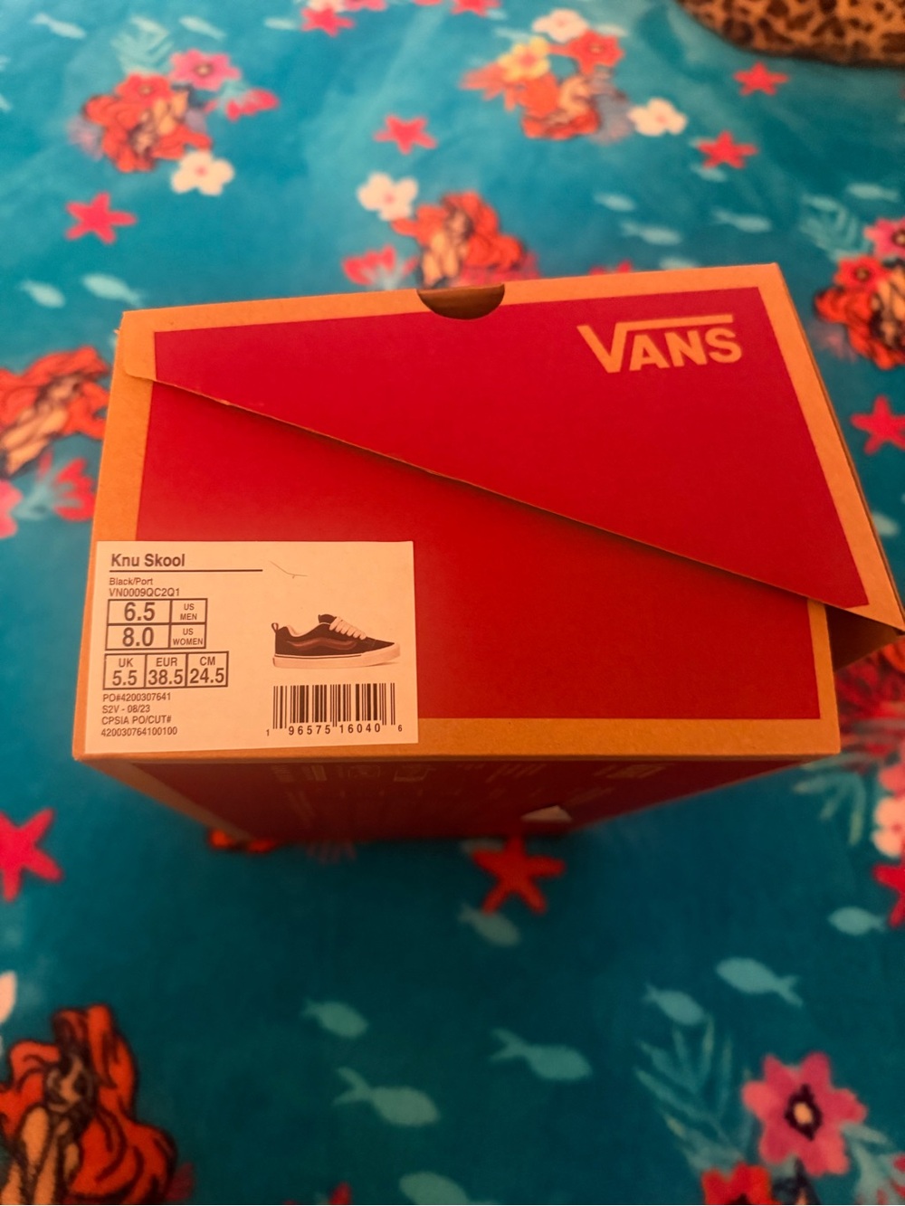 Vans Knu Skool Red and Tan Shoe Box